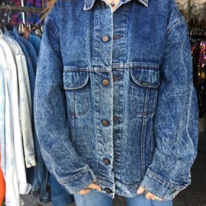 Photo detail:OVERSIZED DENIM JACKET BD SNOWWASH