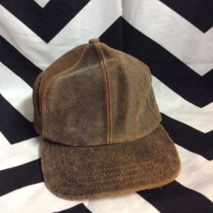 BROWN CRACKED LEATHER HAT 1990S 3
