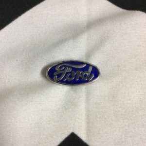 BW PIN- FORD EMBLEM CLASSIC *old stock 1