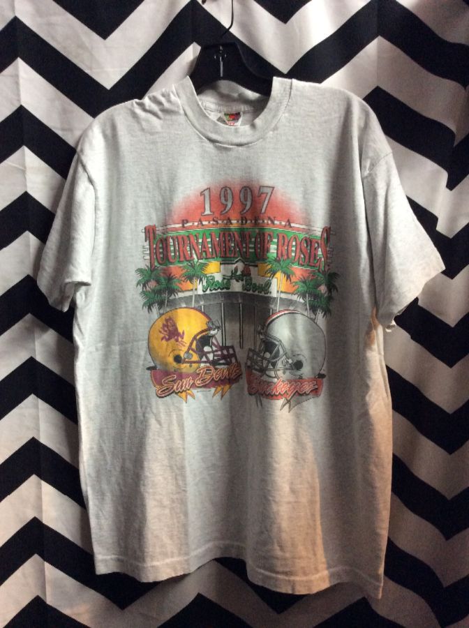 T-shirt Pasadena 1997 Tournament Of Roses | Boardwalk Vintage