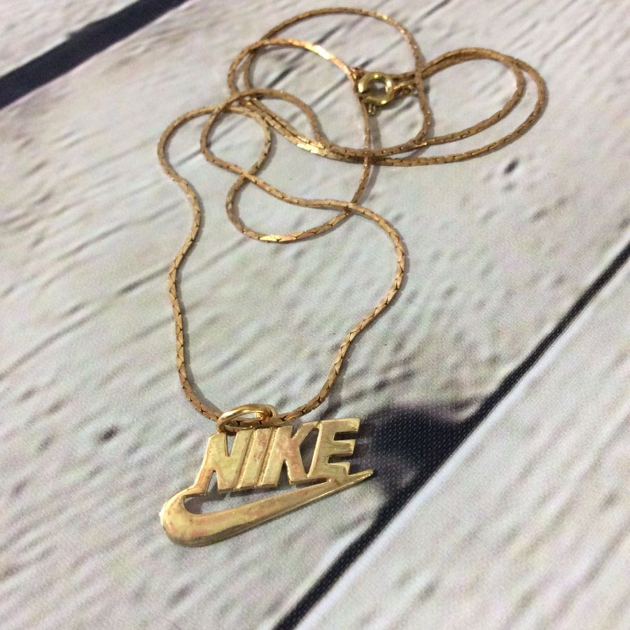 Nike Logo Necklace W/ Gold Metal Chain |
