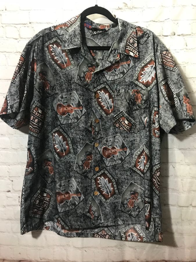 1990’s Hawaiian Shirt Tikis/leaves & Ukuleles Print | Boardwalk Vintage