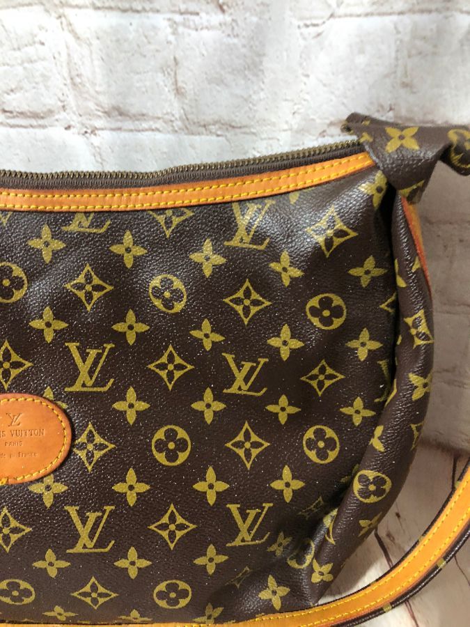 Louis Vuitton Bag Crossbody Half-moon Style | Boardwalk Vintage