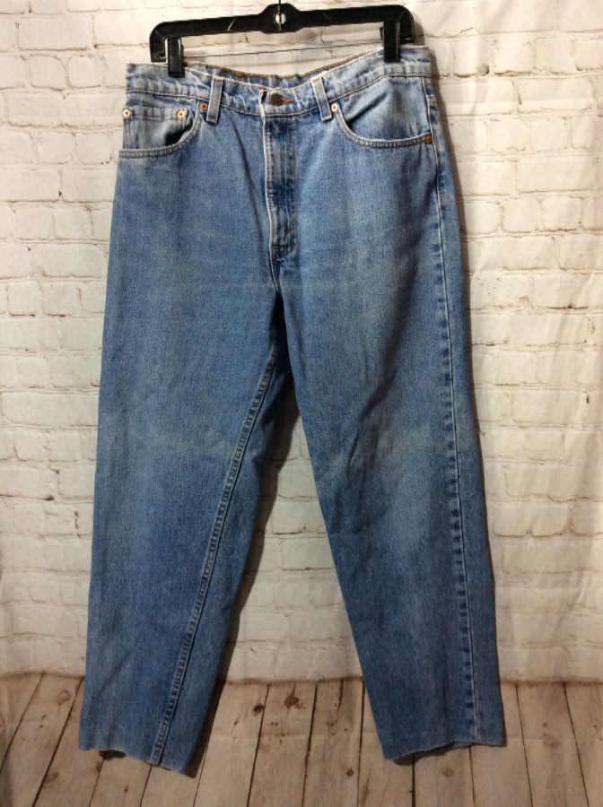 Vintage Levi's 550 Jeans 34x31 Light Wash Denim Red Tab Faded Denim Grunge Style Vintage Denim Unisex Jeans