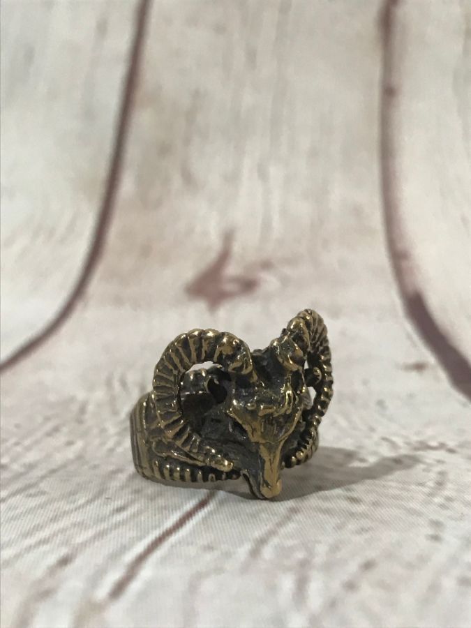 Brass Animal Head heurtoir-Batteur Ring 