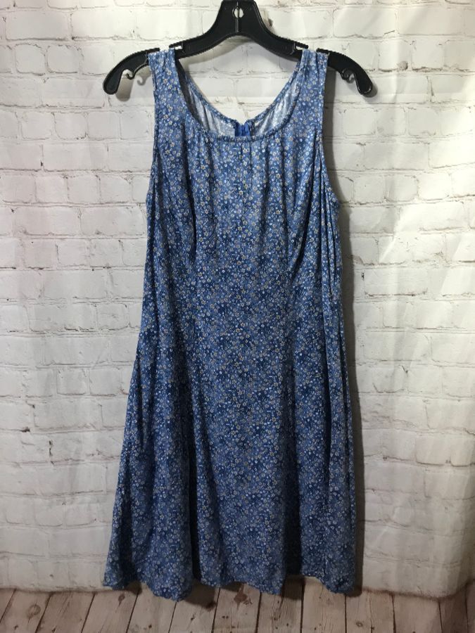 Summer Dress Mini Length W/ Tiny Floral Pattern | Boardwalk Vintage