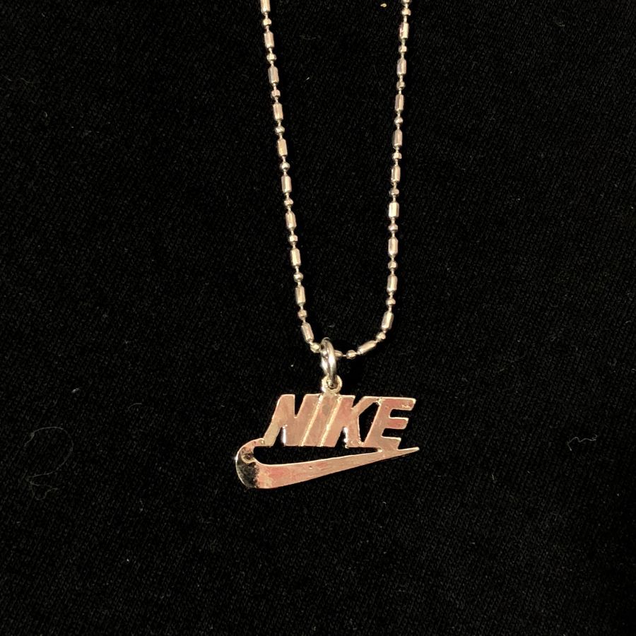 Nike Swoosh Pendant W/ Silver Metal Oval Ball Chain
