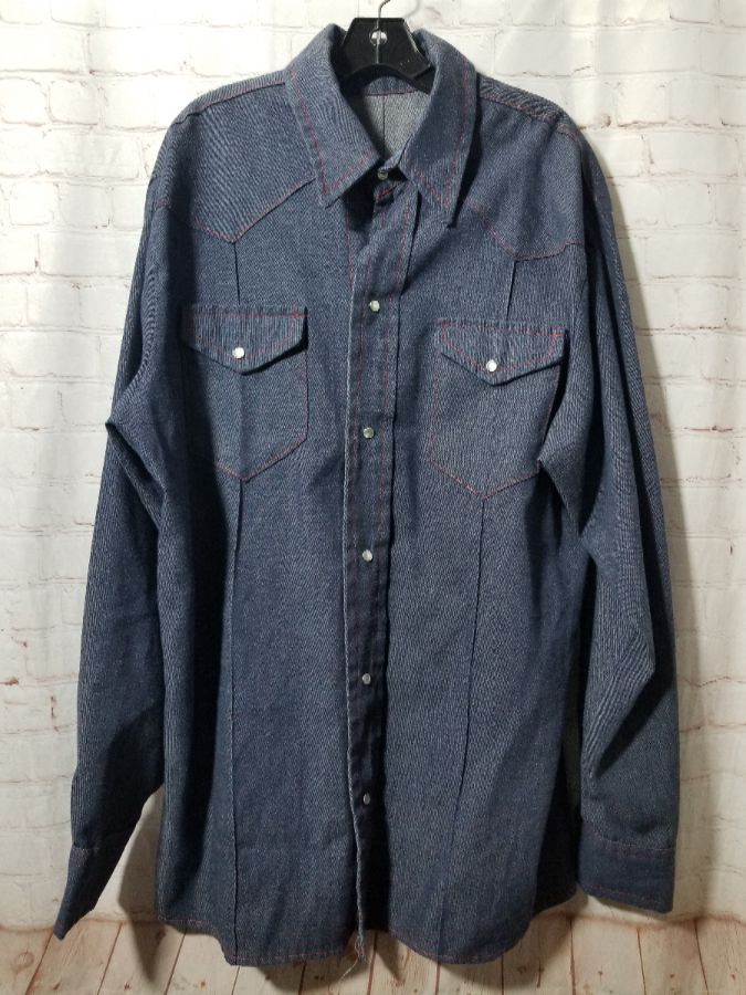 Chambray Shirt W/ Contrast Stitching & Pearl Snaps | Boardwalk Vintage