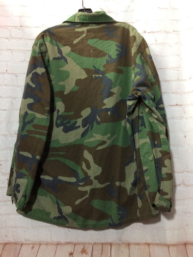 Authentic Army Fatigue Military Jacket W/ Camo Print & 4 Front Pockets ...