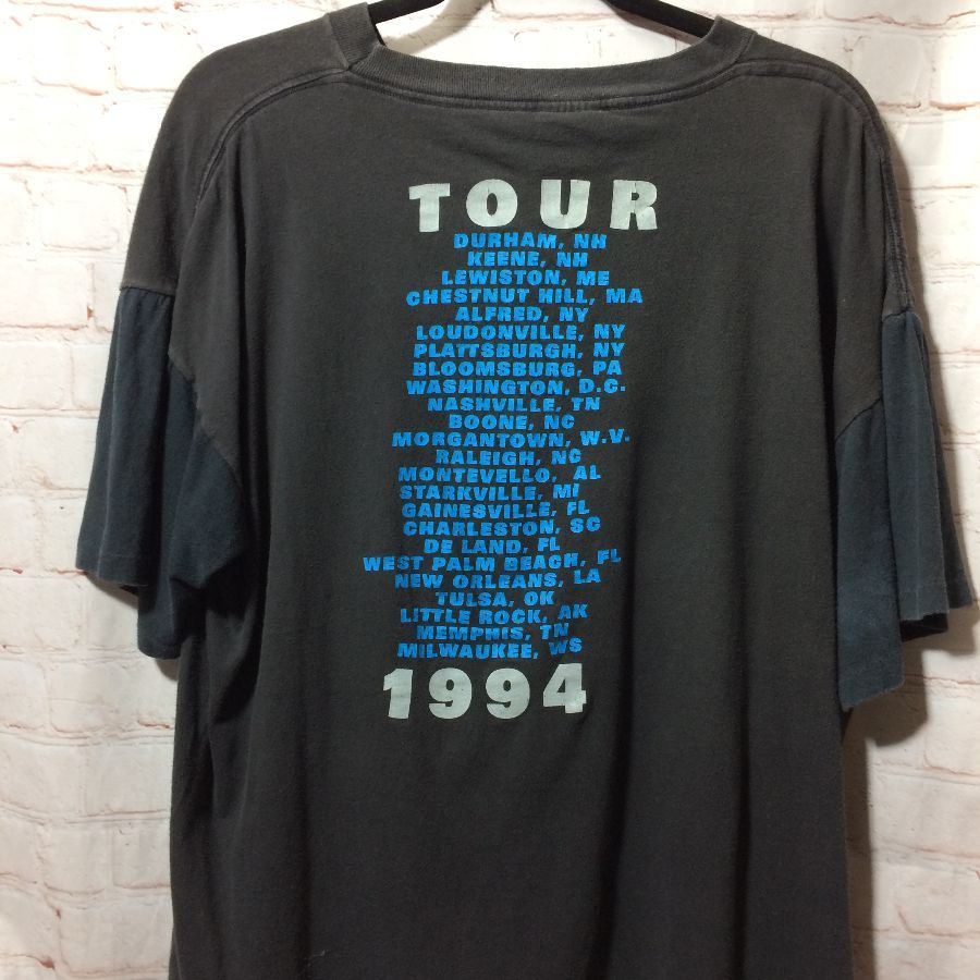 T-shirt Blues Traveler 1994 Tour W/ Single Stitch | Boardwalk Vintage