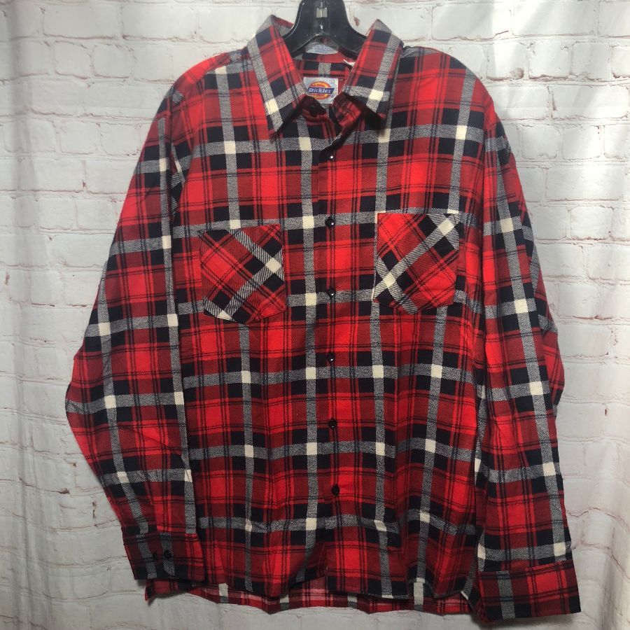 Cotton Flannel Shirt W/ Plaid Design & 2 Front Pockets | Boardwalk Vintage