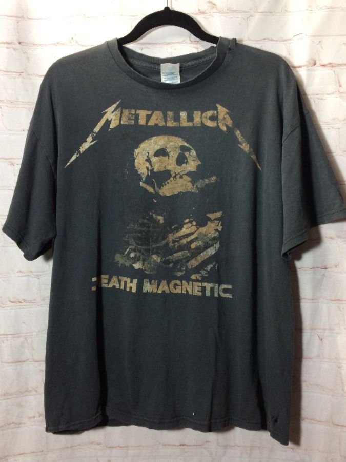 Metallica Death Magnetic & World Magnetic Tour T-shirt W/ Skull Graphic ...