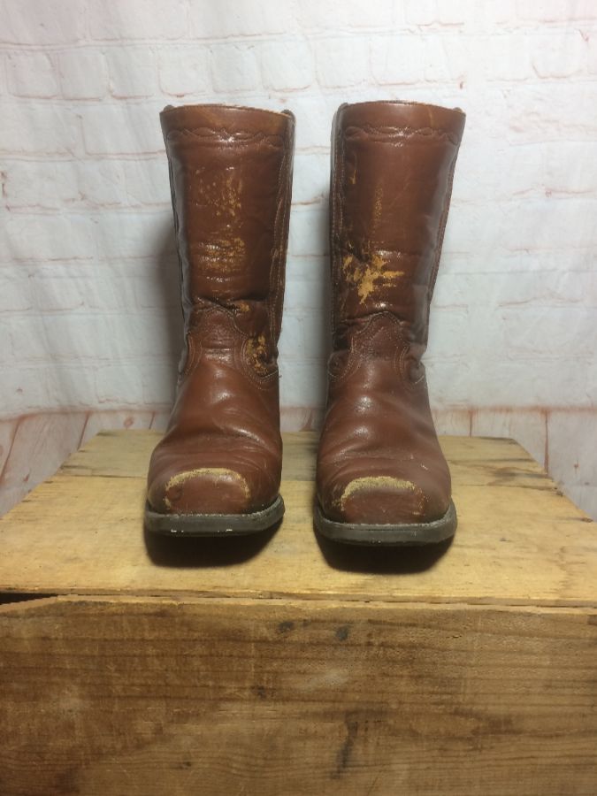 product details: LEATHER SQUARE TOE RANCHER BOOTS made in USA photo