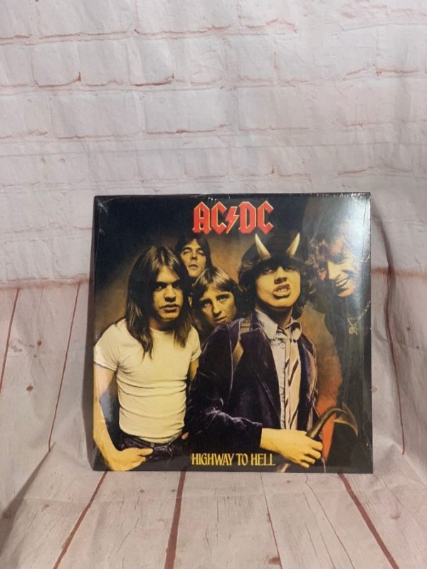 AC DC - HIGHWAY TO HELL VINYL RECORD » Boardwalk Vintage