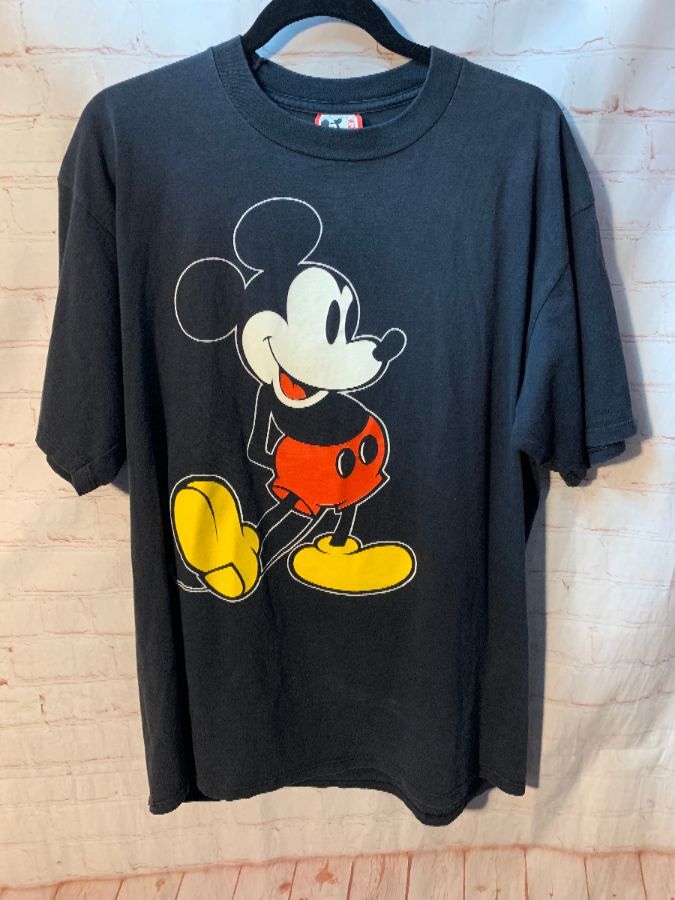 Classic 1980’s Mickey Mouse Portrait T-shirt | Boardwalk Vintage