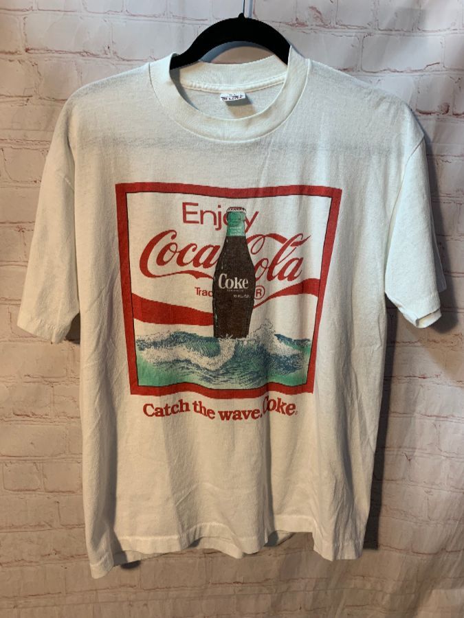 Classic Retro Coca-cola T-shirt W/ Coke – Catch The Wave