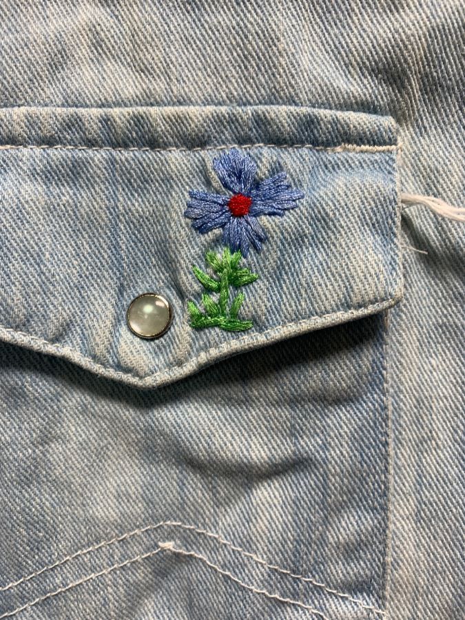 Vintage 1970s Hand-embroidered Denim Shirt Two Front Pockets ...