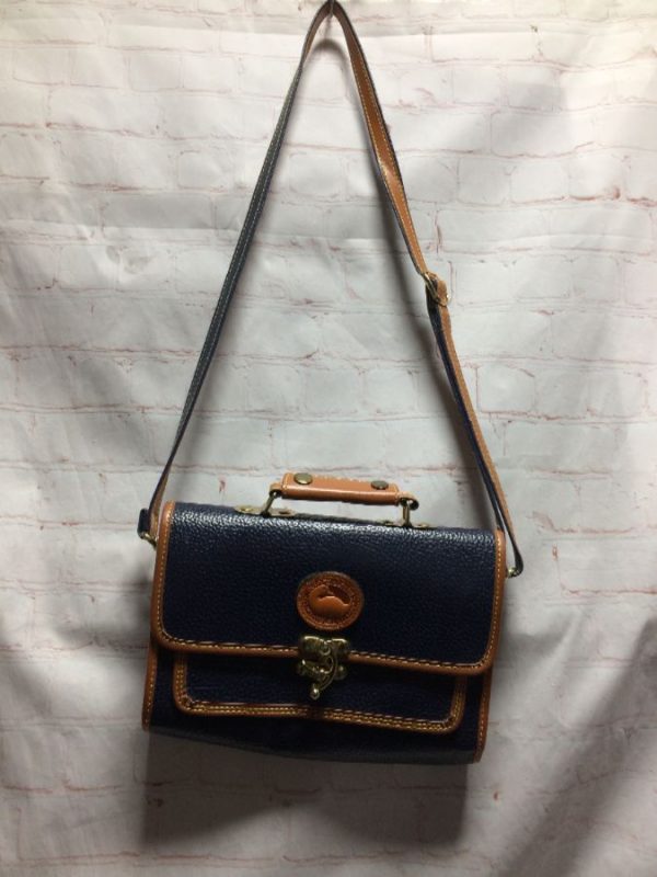 Dooney & Bourke Leather Crossbody Purse W/ Single Pocket & Locking