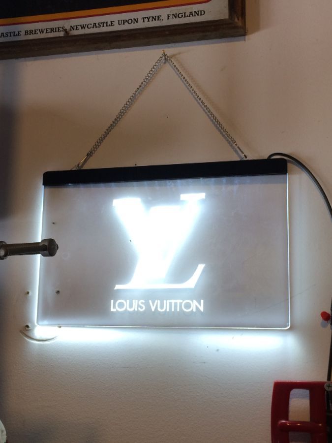 LOUIS VUITTON LOGO LIGHT-UP SIGN W/ LARGE LV DESIGN » Boardwalk Vintage