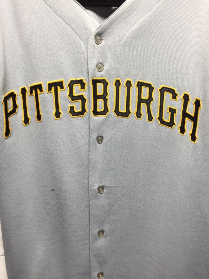 MLB Pittsburgh Pirates Men's Button-Down Jersey - S