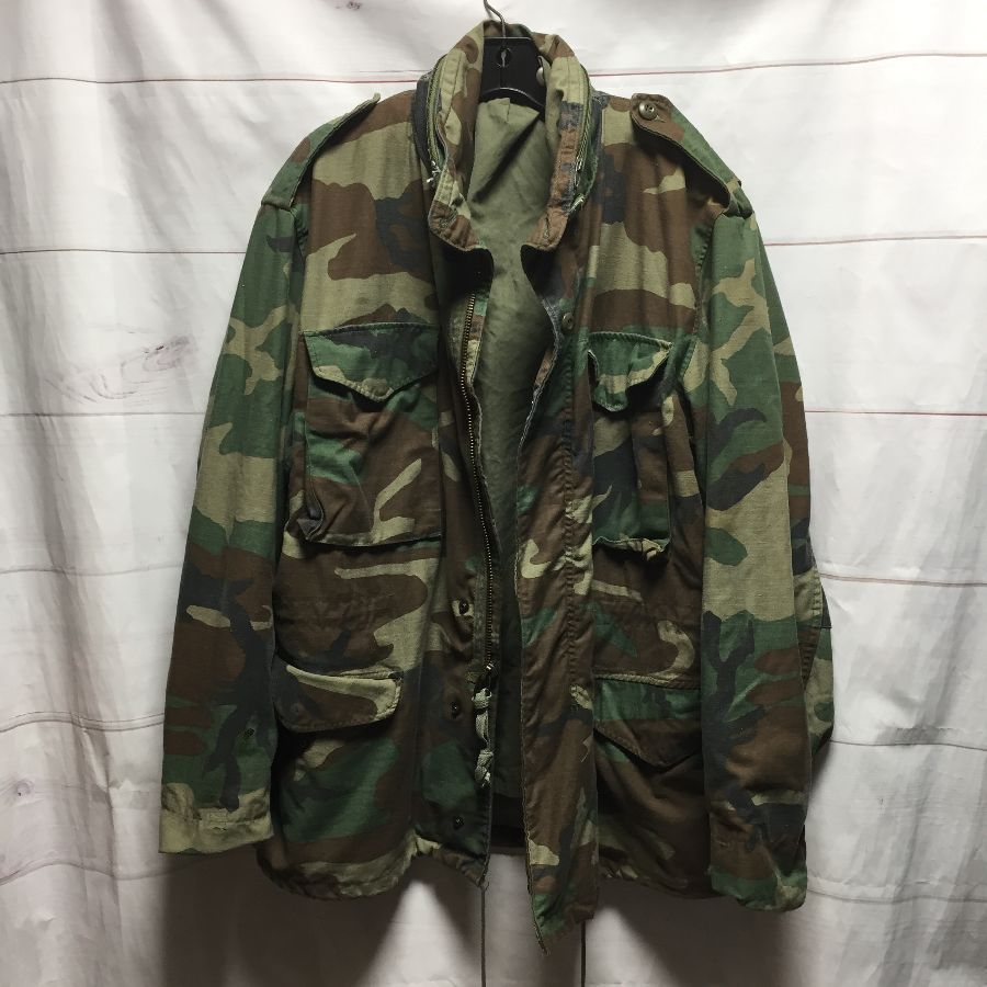 product details: HEAVY CAMO PRINT ARMY JACKET - AS IS photo