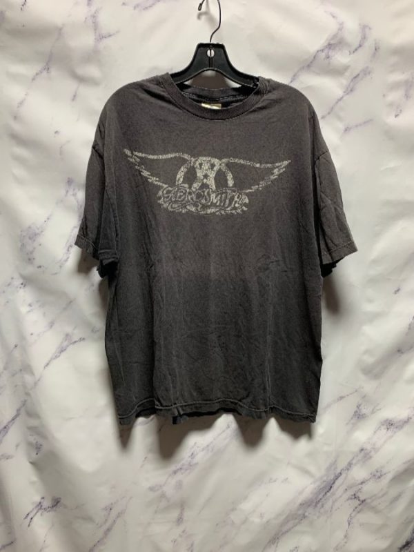 product details: DISTRESSED AEROSMITH 2001 BAND TSHIRT AS-IS photo