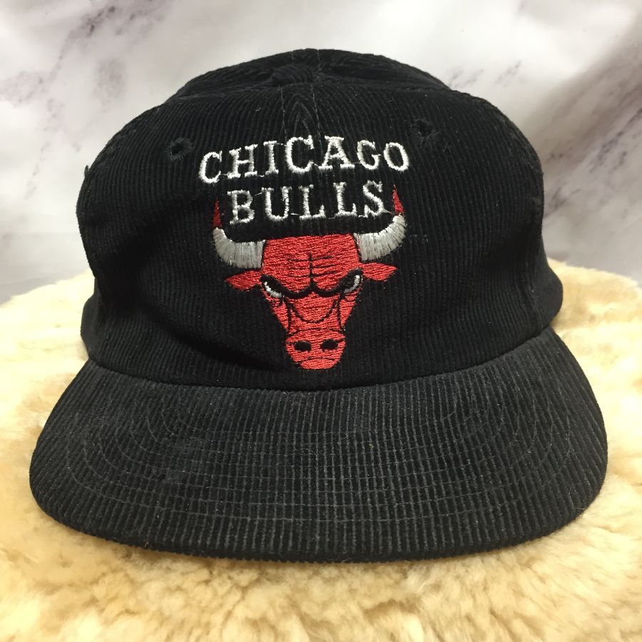 1990S ALL CORDUROY EMBROIDERED CHICAGO BULLS SNAPBACK HAT
