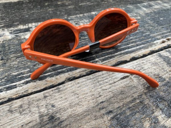 product details: COOL ROUND COPPER LENSE SUNGLASSES NWT photo