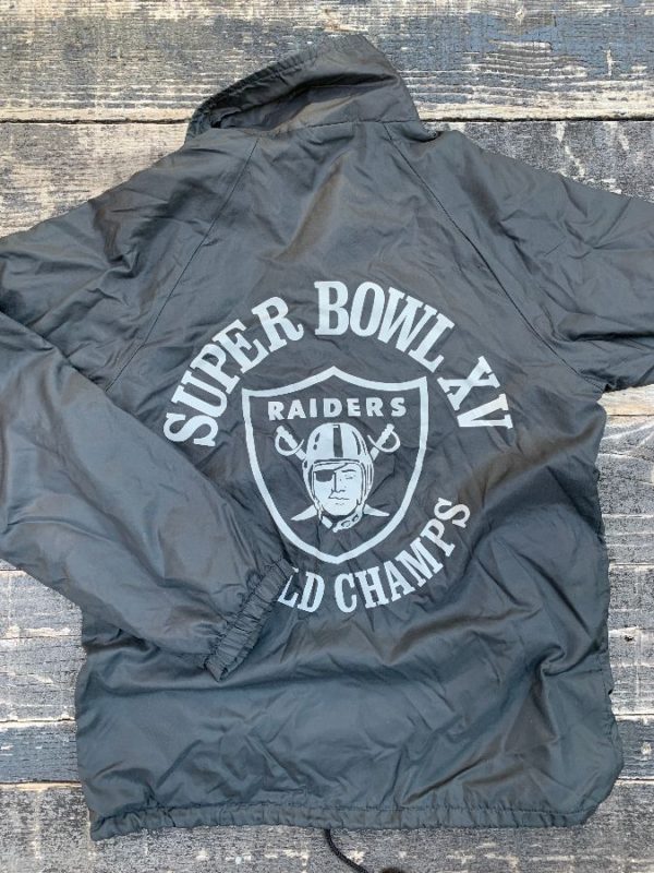 product details: 1980 NFL OAKLAND RAIDERS SUPERBOWL XV WORLD CHAMPS FULLY LINED COACHES JACKET photo