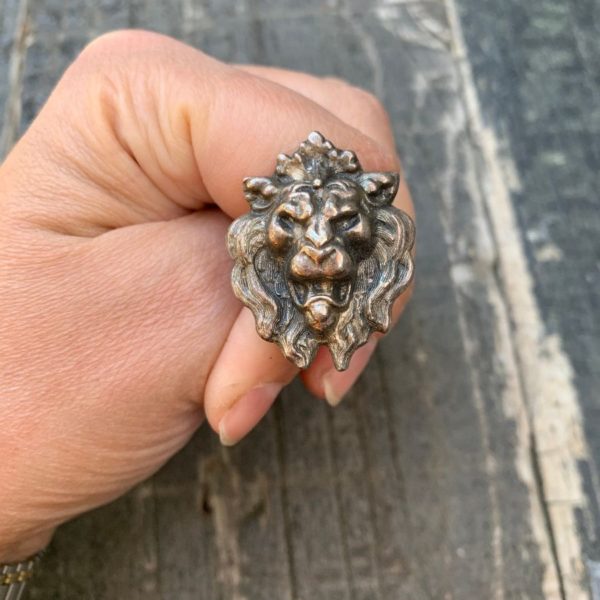 product details: SILVER ROYAL LION HEAD RING ADJUSTABLE BAND photo