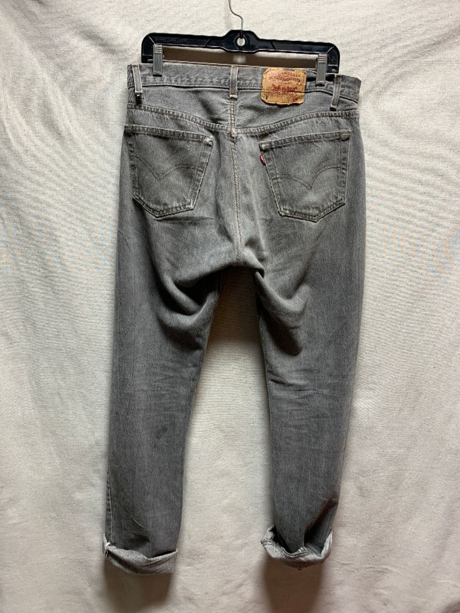 gray 501 jeans