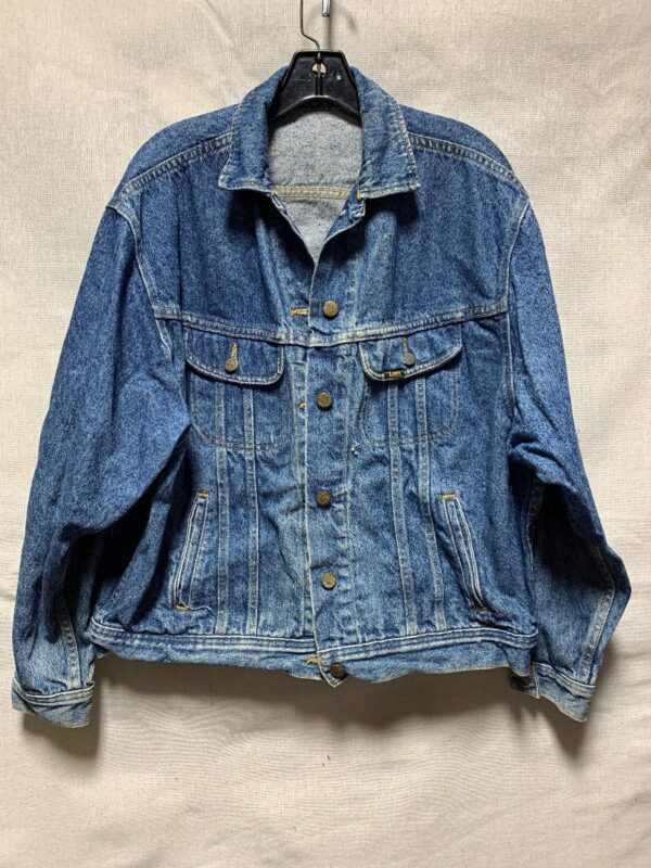 product details: 1980S ACID WASH DENIM JACKET SHORTER LENGTH BRASS BUTTONS PIN TUCKED BACK SECTION photo