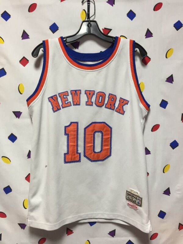product details: DISTRESSED NBA NEW YORK KNICKS #10 FRAZIER BASKETBALL JERSEY AS-IS photo