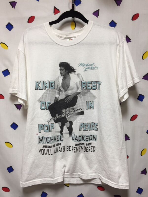 product details: MICHAEL JACKSON KING OF POP REST IN PEACE MEMORIAL TRIBUTE TSHIRT photo