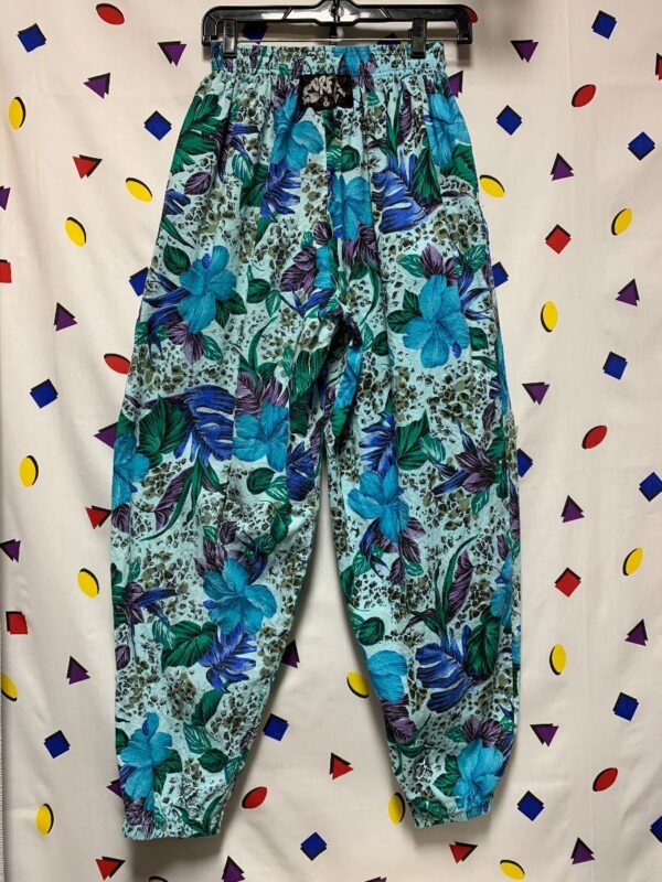 product details: 1980S ALLOVER FLORAL PRINT COTTON JOGGERS AS-IS photo