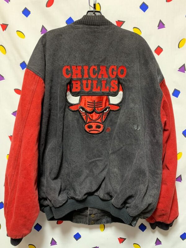 product details: EMBROIDERED CHICAGO BULLS TWO-TONED DENIM JACKET AS-IS photo
