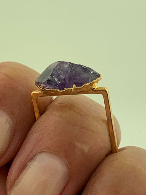 product details: UNIQUE RAW AMETHYST CRYSTAL ON SOLID BRASS SQUARE RING photo