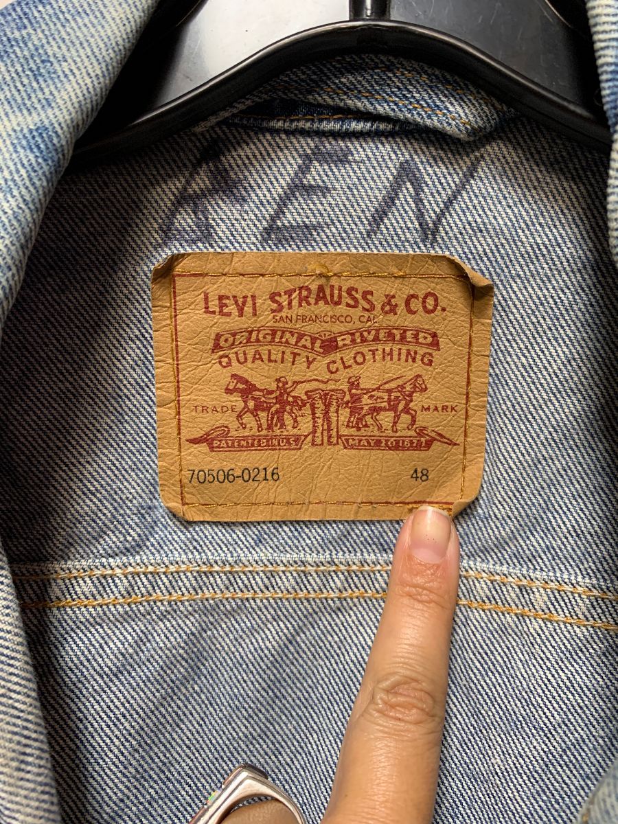 Perfectly Faded & Distressed Levis Denim Trucker Jacket Made In Usa |  Boardwalk Vintage
