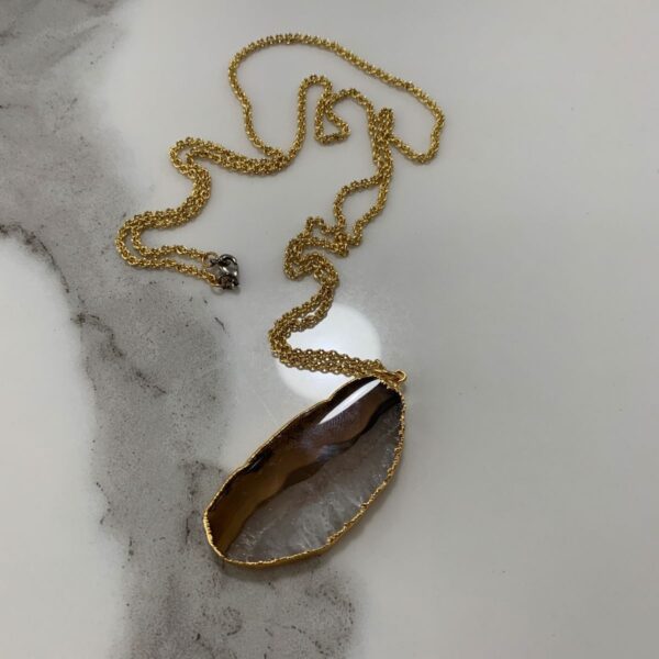 product details: GOLD PLATED LINK CHAIN NECKLACE WITH GOLD PLATED EDGE AGATE SLICE photo
