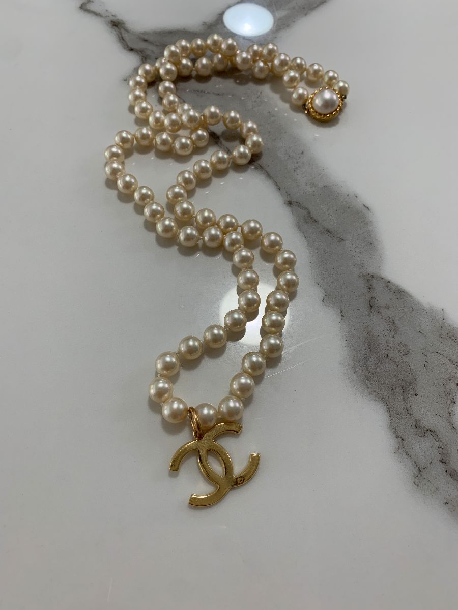 Tổng hợp 60 về chanel vintage pearl necklace  cdgdbentreeduvn