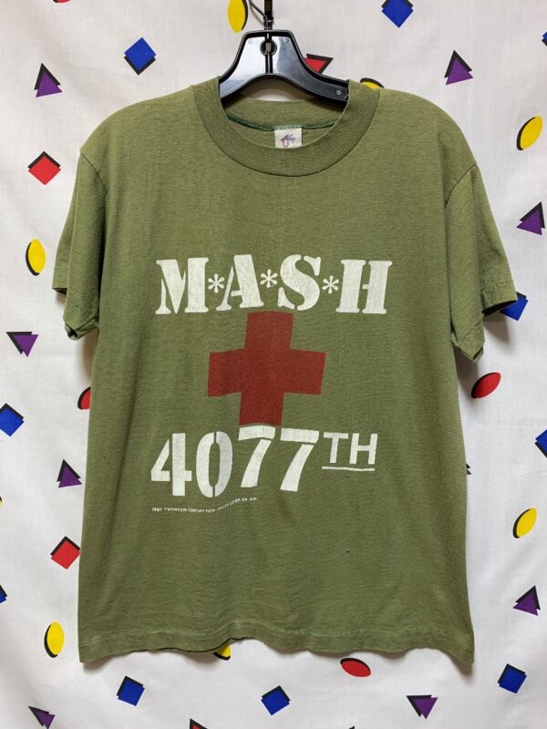 product details: 1981 M.A.S.H. 4077TH THIN T-SHIRT 20TH CENTURY FOX THIN POLY COTTON BLEND MADE IN USA photo