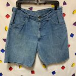 SUPER SOFT CHAMBRAY DENIM SHORTS CUT OFF MED WASH *AS-IS*