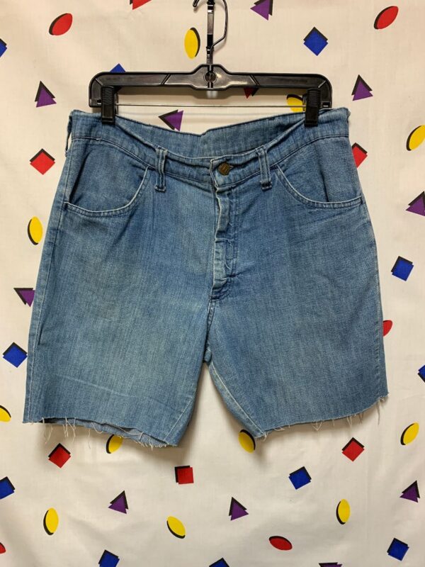 product details: SUPER SOFT CHAMBRAY DENIM SHORTS CUT OFF MED WASH *AS-IS* photo