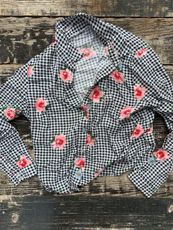 product details: RAYON FLORAL BLACK AND WHITE LONGSLEEVE FLORAL GINGHAM BUTTON-UP BLOUSE photo