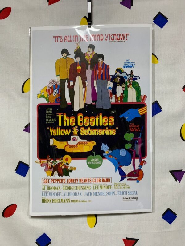 product details: THE BEATLES YELLOW SUBMARINE POSTER SGT. PEPPER\\\\S LONELY HEARTS CLUB BAND photo