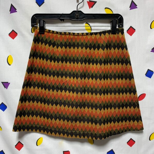 product details: RAD 1990S KNITTED MINI A-LINE SKIRT WITH FUNKY DIAMOND PRINT #MISSONI photo