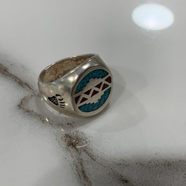 product details: UNIQUE NATIVE AMERICAN DESIGN CRUSHED TURQUOISE & CORAL ZIG ZAG DESIGN BEAR PAW PRINT SILVER RING photo