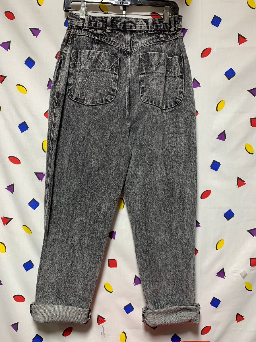 1990s Vintage Black Acid Wash Tapered Denim Mom Jeans | Boardwalk Vintage