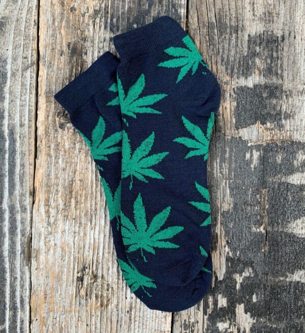 product details: POT LEAF WEED MARIJUANA COTTON ANKLE CASUAL LOW CUT SOCKS photo