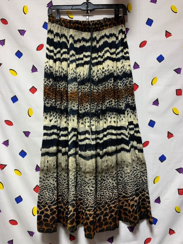 product details: SKIRT ANIMAL PRINT MADE IN INDIA photo
